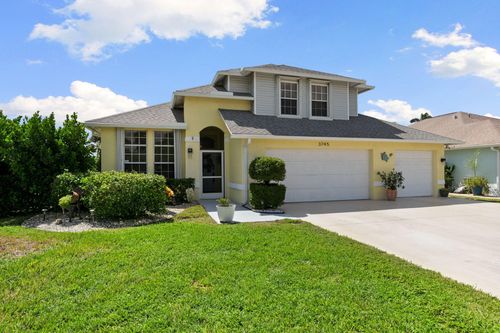 3745 Weymouth Cir, NAPLES, FL, 34112-3748 | Card Image