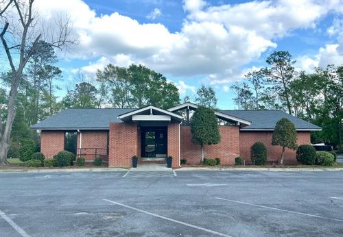 2301 Bemiss Rd, Valdosta, GA, 31602-1934 | Card Image