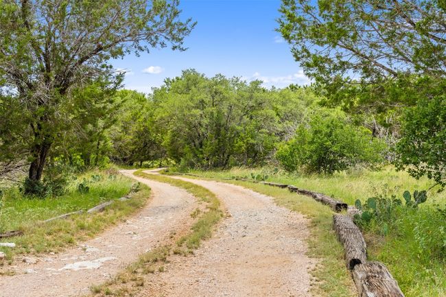 23809 Oscar Rd, House other with 3 bedrooms, 2 bathrooms and null parking in Spicewood TX | Image 6