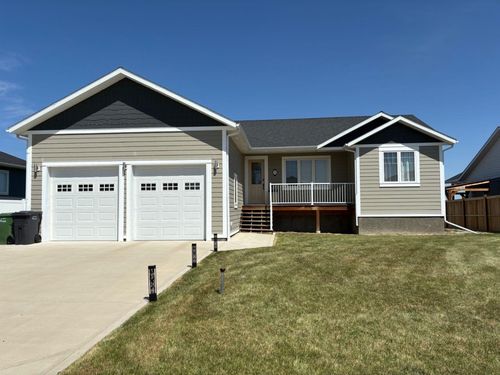 73 Copperleaf Bay, Magrath, AB, T0K1J0 | Card Image