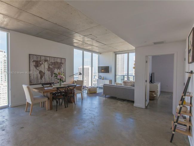 APT-2802 - 151 Se 1 St St, Condo with 1 bedrooms, 1 bathrooms and null parking in Miami FL | Image 17