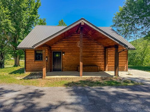 30 Ideal Acres Rd, Otto, NC, 28763-9455 | Card Image