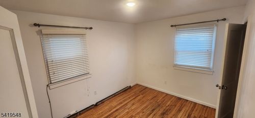 1a-164 Oak St, Paterson, NJ, 07501-3121 | Card Image