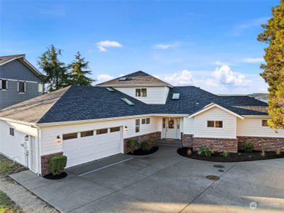 29579 Ne Beach Drive Poulsbo, House other with 3 bedrooms, 2 bathrooms and 2 parking in Poulsbo WA | Image 1