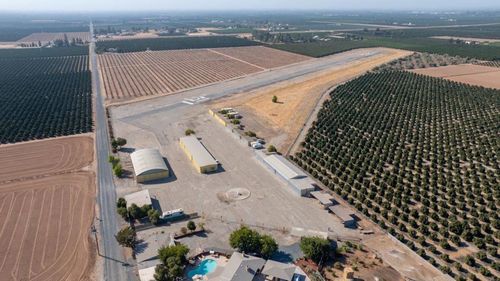 23500 Eckert Field Airport (1q1) Avenue 204, Strathmore, CA, 93267 | Card Image