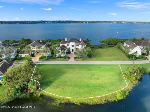 9250 Marsh Island Dr, Vero Beach, FL, 32963-9533 | Card Image