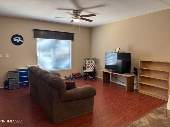 445 Mira St, House other with 3 bedrooms, 2 bathrooms and 4 parking in Reno NV | Image 6