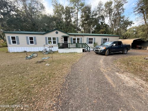 111 Killian Dr, Hawthorne, FL, 32640-6052 | Card Image