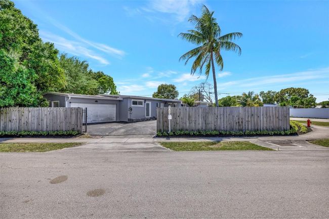 3138 Sw 14 Th St, House other with 3 bedrooms, 2 bathrooms and null parking in Fort Lauderdale FL | Image 34