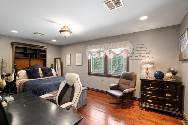 Additional bedroom | Image 20