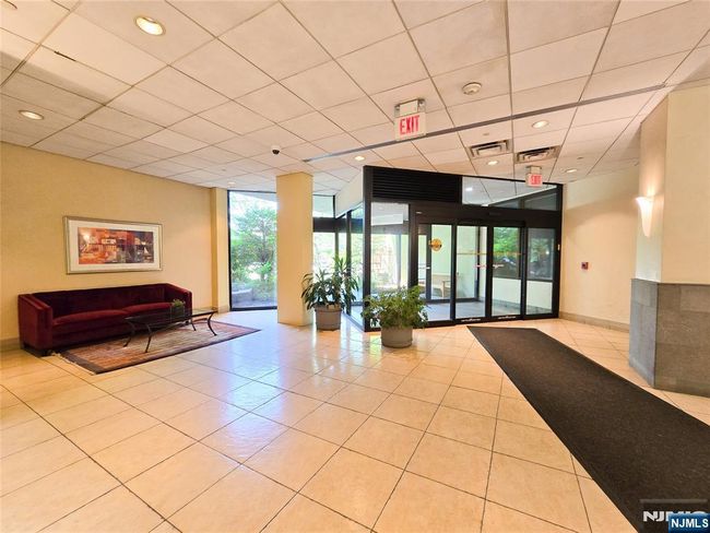 PH-6 - 1077 River Rd, House attached with 1 bedrooms, 2 bathrooms and null parking in Edgewater NJ | Image 26