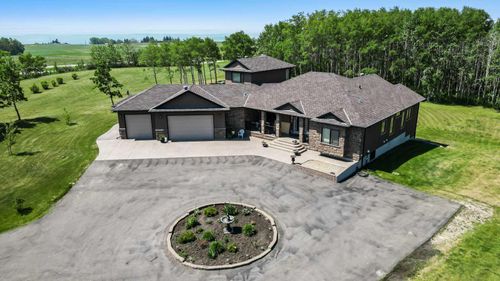 260075 Glendale Road, Rural Rocky View County, AB, T4C0B8 | Card Image