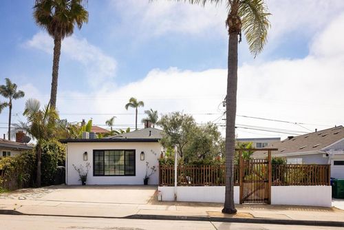 909 Leonard Ave, Oceanside, CA, 92054-4133 | Card Image