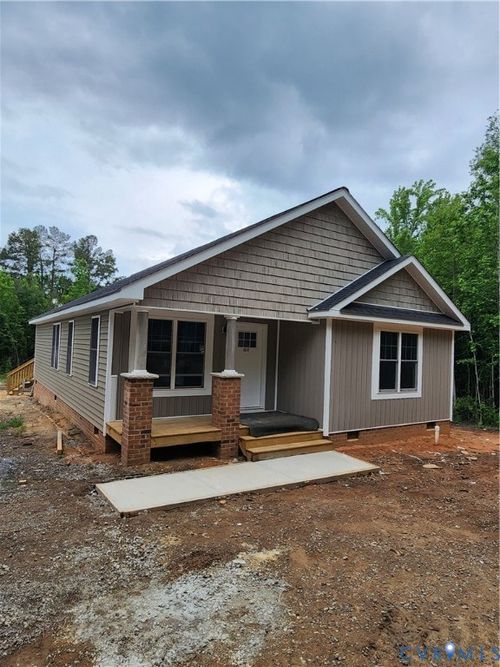 10317 Doyle Blvd, Mc Kenney, VA, 23872-2746 | Card Image