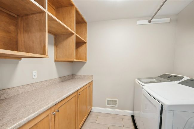 40 Wilders Pass, House other with 4 bedrooms, 5 bathrooms and 4 parking in Canton CT | Image 25