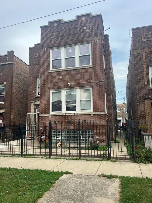 6155 S Whipple St, Chicago, IL, 60629-3469 | Card Image