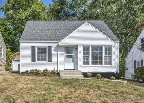 1731 Highview Ave, Akron, OH, 44301-3244 | Card Image