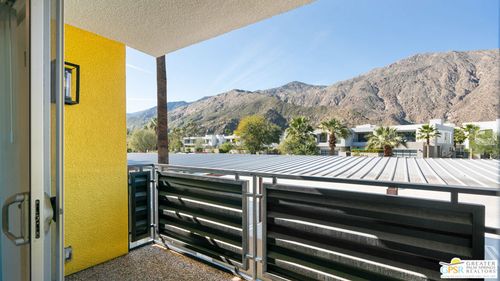 202-588 E San Lorenzo Road, Palm Springs, CA, 92264 | Card Image
