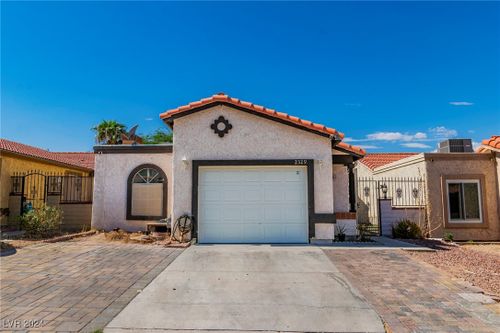 2329 Los Feliz Street, Las Vegas, NV, 89156 | Card Image