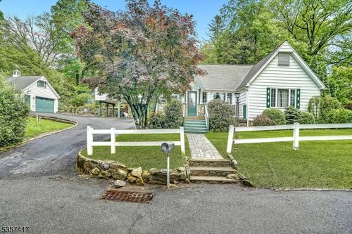 2 Troll Ln, Rockaway, NJ, 07866-4714 | Card Image