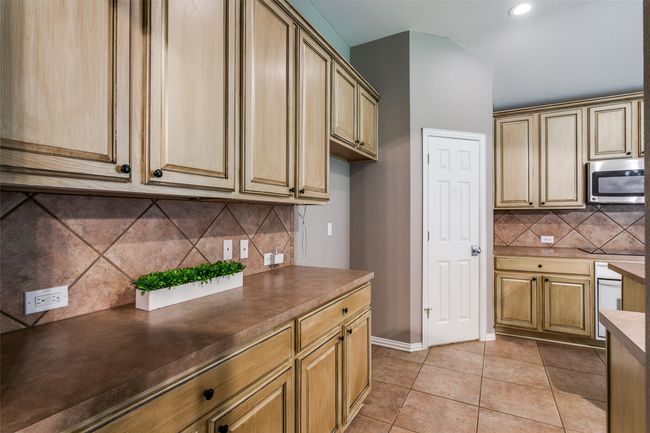 3504 Carlton St, House other with 4 bedrooms, 2 bathrooms and null parking in Grapevine TX | Image 14