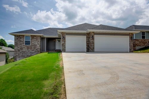 4414 N Shirley Ave, Springfield, MO, 65803-4551 | Card Image