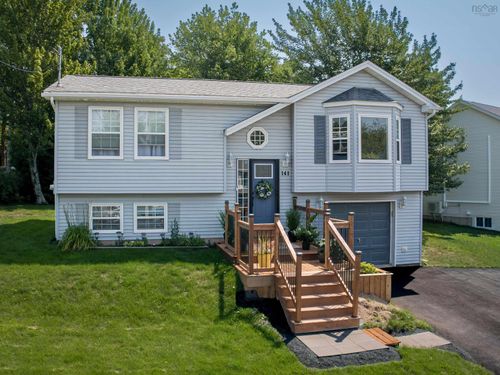 141 Hemlock Dr, Elmsdale, NS, B2S1B9 | Card Image
