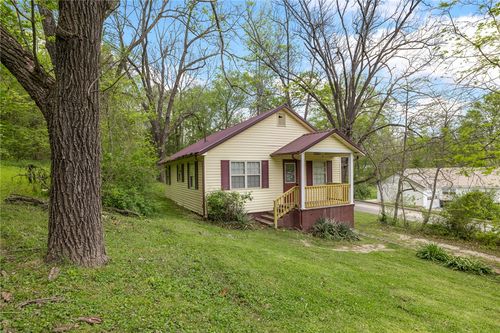 224 N Highland Street, Harrison, AR, 72601 | Card Image