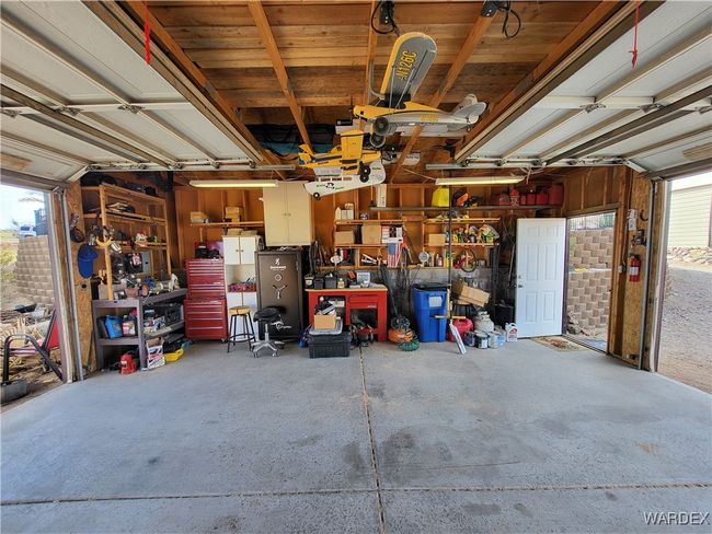 Garage | Image 56