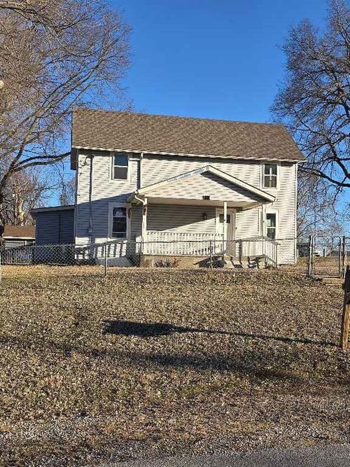 313 E Kay St, Lansing, KS, 66043-1625 | Card Image