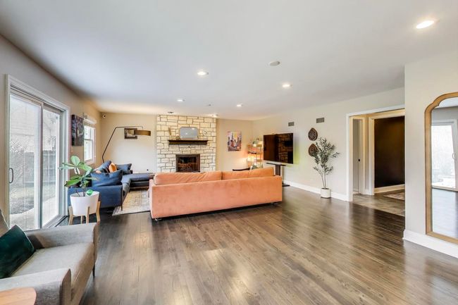 1432 63 Rd St, House other with 5 bedrooms, 3 bathrooms and 2 parking in Downers Grove IL | Image 5