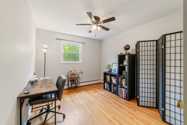 33 Saw Mill Rd, House other with 4 bedrooms, 3 bathrooms and null parking in Newtown CT | Image 26