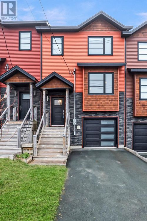 78 Bennett Ave, St. John's, NL, A1E2Y8 | Card Image