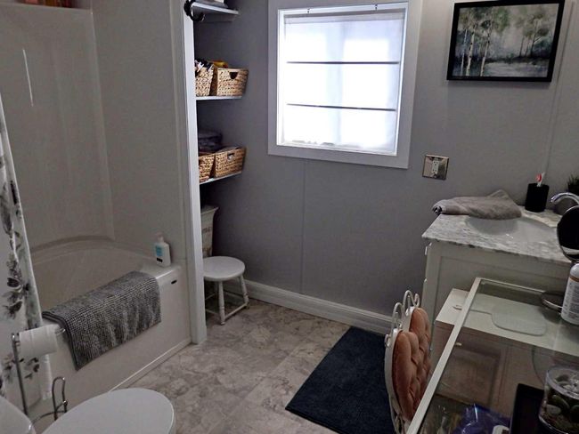 5010 44 Avenue, House other with 3 bedrooms, 1 bathrooms and 2 parking in Vermilion AB | Image 36