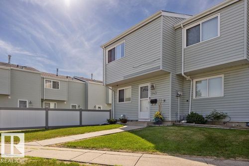 243 Dickinsfield Crt Nw, Edmonton, AB, T5E5V8 | Card Image