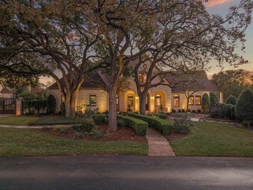 1602 Fair Oaks Dr, Westlake, TX, 76262-8209 | Card Image