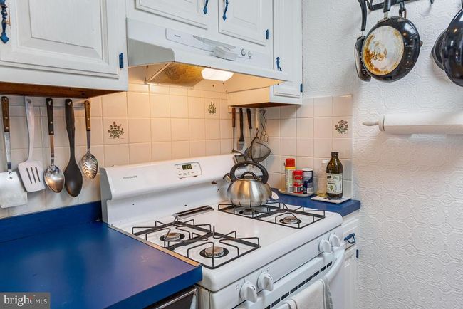 328 Morton Ave, House other with 3 bedrooms, 2 bathrooms and null parking in FOLSOM PA | Image 11
