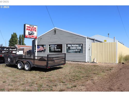 17308 Highway 99e, Hubbard, OR, 97032 | Card Image