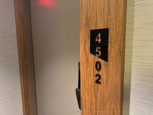 4502-10 York St, Toronto, ON, M5J0E1 | Card Image