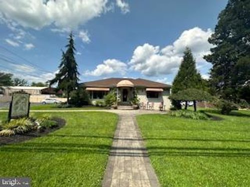 75 Hartford Rd, Delran, NJ, 08075-1873 | Card Image