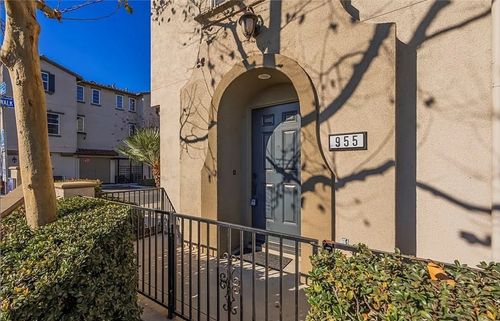 955 S Bluff Rd, Montebello, CA, 90640-6228 | Card Image