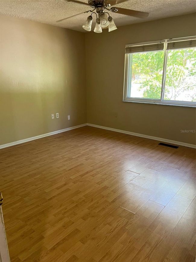 APT-13 - 621 W Indiana Ave, Condo with 2 bedrooms, 2 bathrooms and null parking in DELAND FL | Image 6