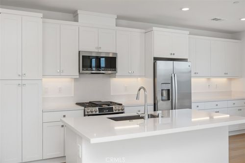 301-1200 Lasso Way, Rancho Mission Viejo, CA, 92694 | Card Image