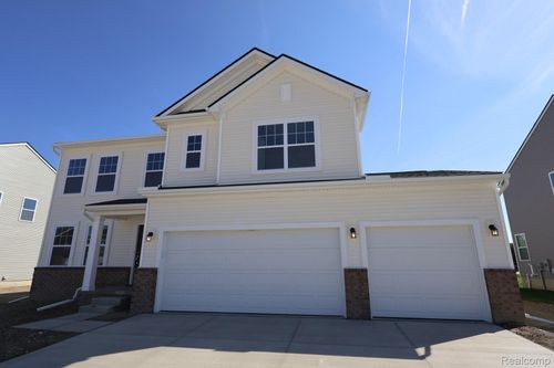 54790 Heron Cir, New Baltimore, MI, 48047-2827 | Card Image