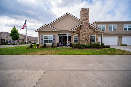 2342 Stonecenter Ln, Murfreesboro, TN, 37128-1067 | Card Image