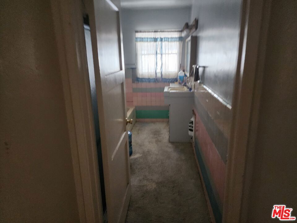 Residential in Compton 5