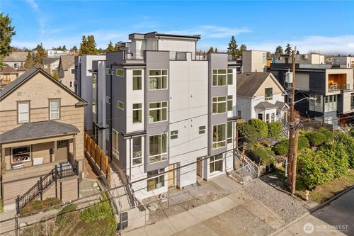 2230 C Nw 60th St, Seattle, WA, 98107 | Card Image