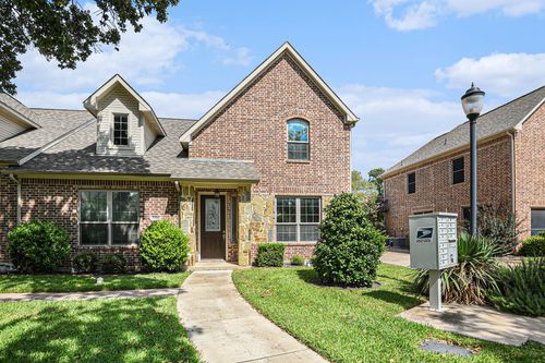 5220 Park Dr, River Oaks, TX, 76114-3750 | Card Image