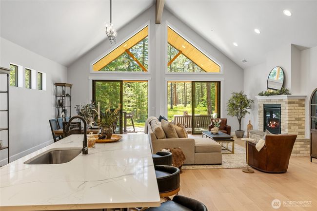 81 Plateau Loop, House other with 4 bedrooms, 4 bathrooms and 2 parking in Cle Elum WA | Image 10