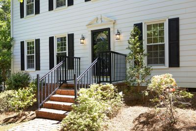 5FrontPorch | Image 2